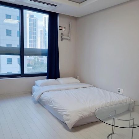 Dongseongro Meomoom Appartement Daegu Kamer foto